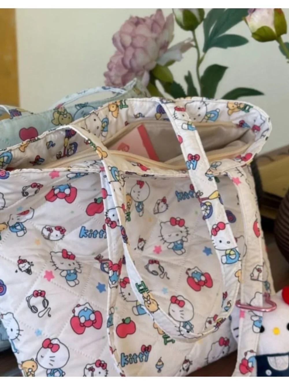 Hello Kitty Quilted Tote Bag Cute Sanrio Cartoon Print Shoulder Bag, Tote